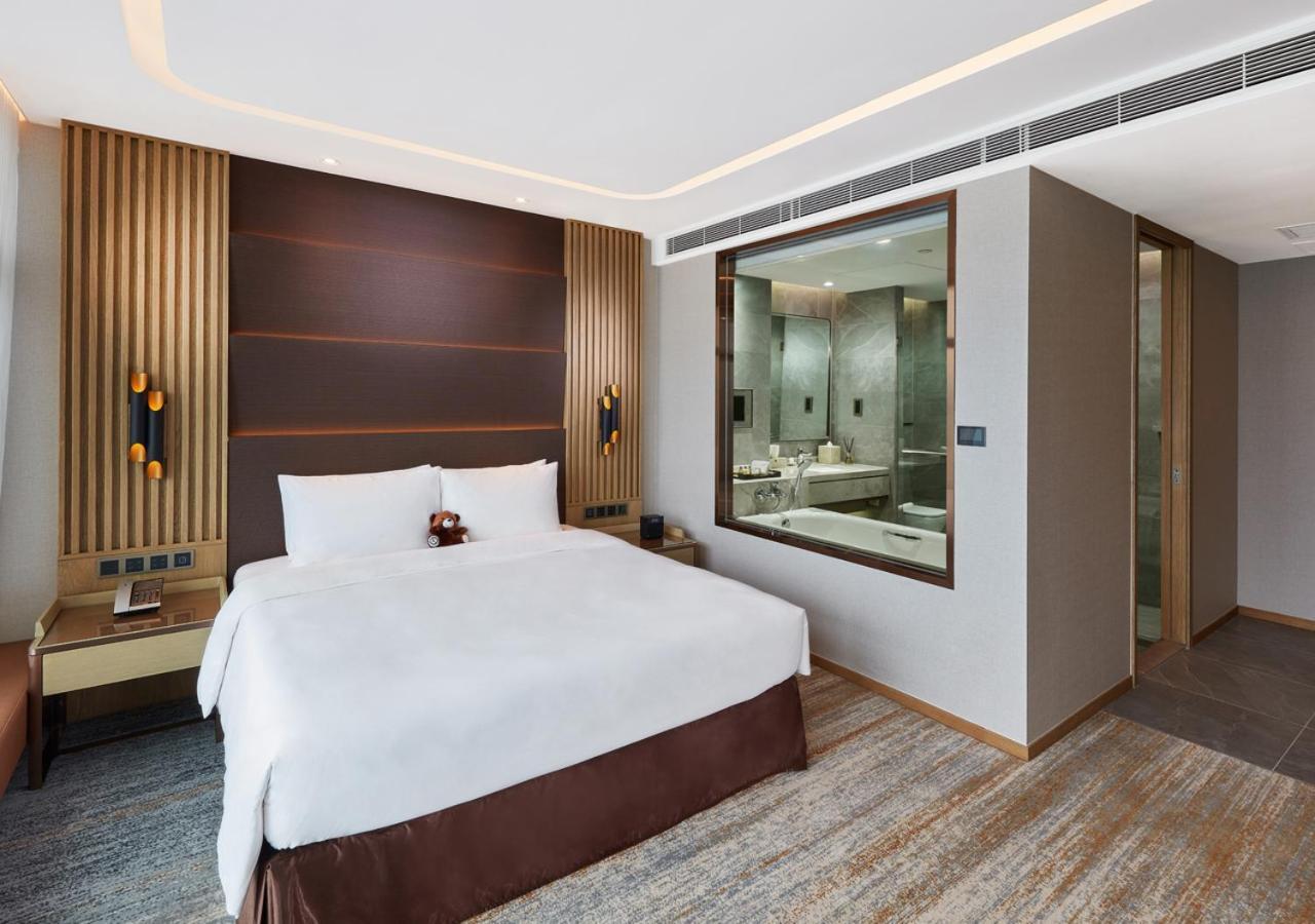 Oasis Aurum 181 4*